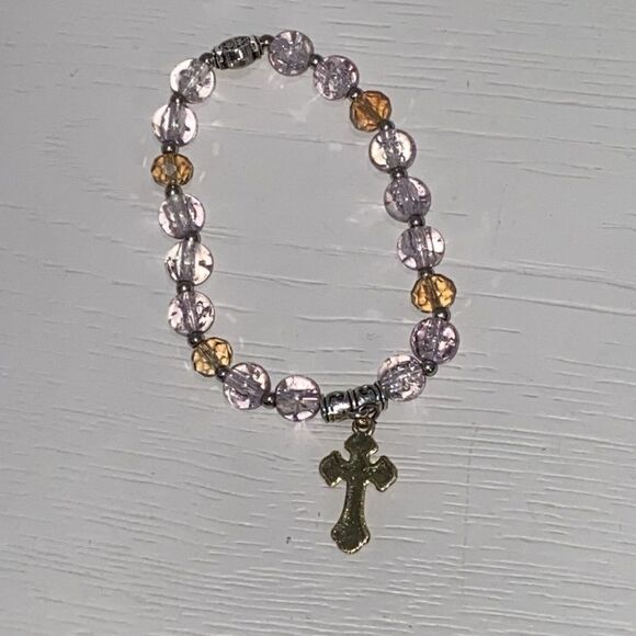 Elegant Beaded Bracelet with Cross Charm Gold Tone Clear Tan Beads - Picture 7 of 8